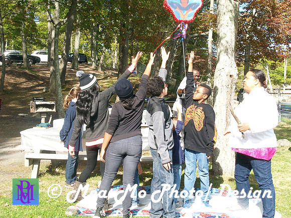 Apple Picking and Picnic_Sep272015_3155