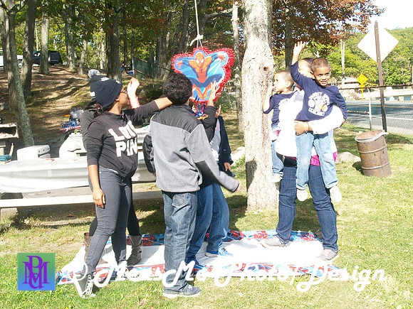 Apple Picking and Picnic_Sep272015_3165