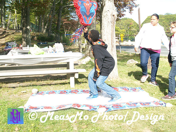 Apple Picking and Picnic_Sep272015_3189
