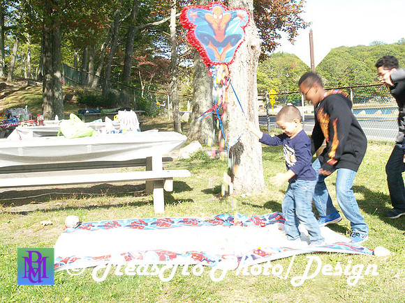 Apple Picking and Picnic_Sep272015_3218