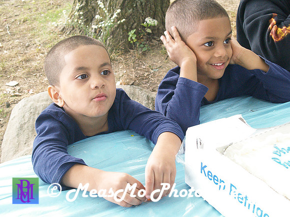 Apple Picking and Picnic_Sep272015_3271
