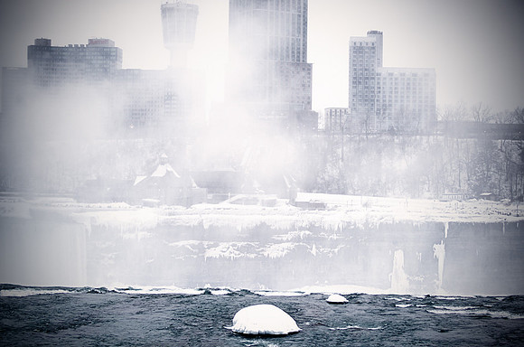 Niagara Falls frozen